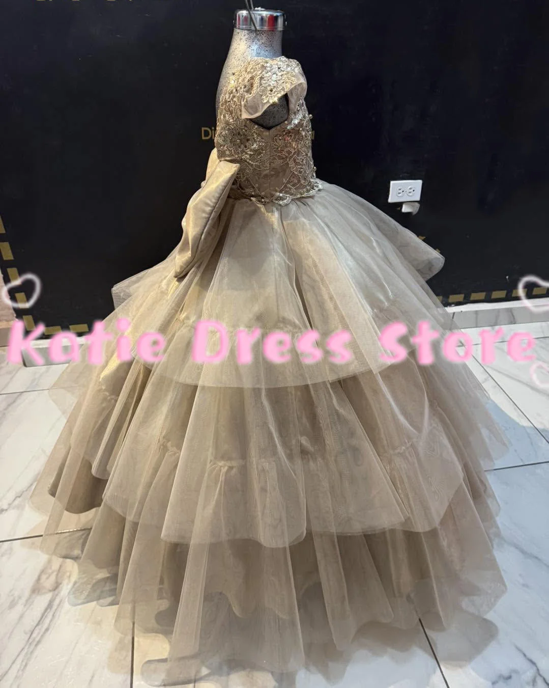 robe-de-demoiselle-d'honneur-personnalisee-pour-mariage-en-tulle-bouffant-avec-appliques-sans-manches-elegante-pour-fete-d'anniversaire-d'enfants-robes-de-bal-pour-premiere-communion