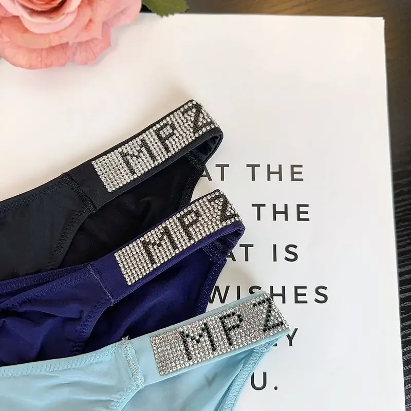 Low Waist Comfortable Cotton Crotch Breathable Triangular Pants High-end Soft Smooth French Diamond-encrusted Women's Underwear
