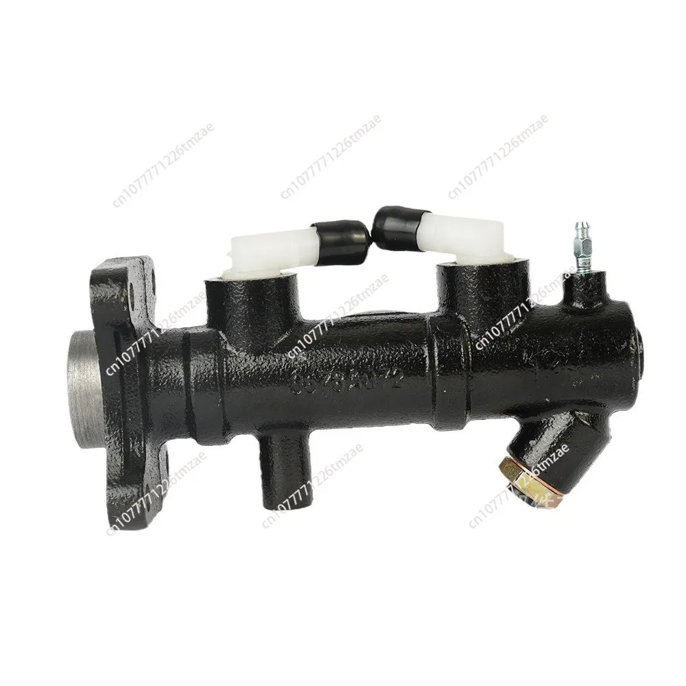 W201-43-400A, W201-43-400  Suitable for MAZDA T2600 T3000 Brake Master Pump