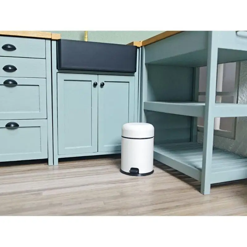 1/12 Dollhouse Miniature Trash Can Garbage Bin Model Foot Operated Kitchen Living Room Decor