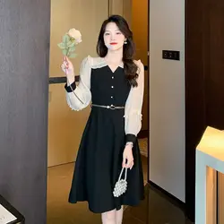 Fake Two Dresses for a Petite Woman Highlighting Height Covering Her Belly and Slimming Off Exuding a High-end Temperament