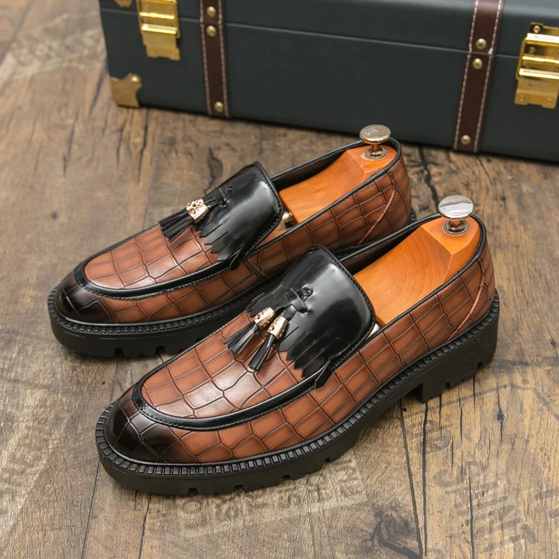 

Thick-soled Men Business Loafers Men Casual Comfortable Breathable Anti-slip Leather Shoes Banquet Social Shoes Men Size 38-45