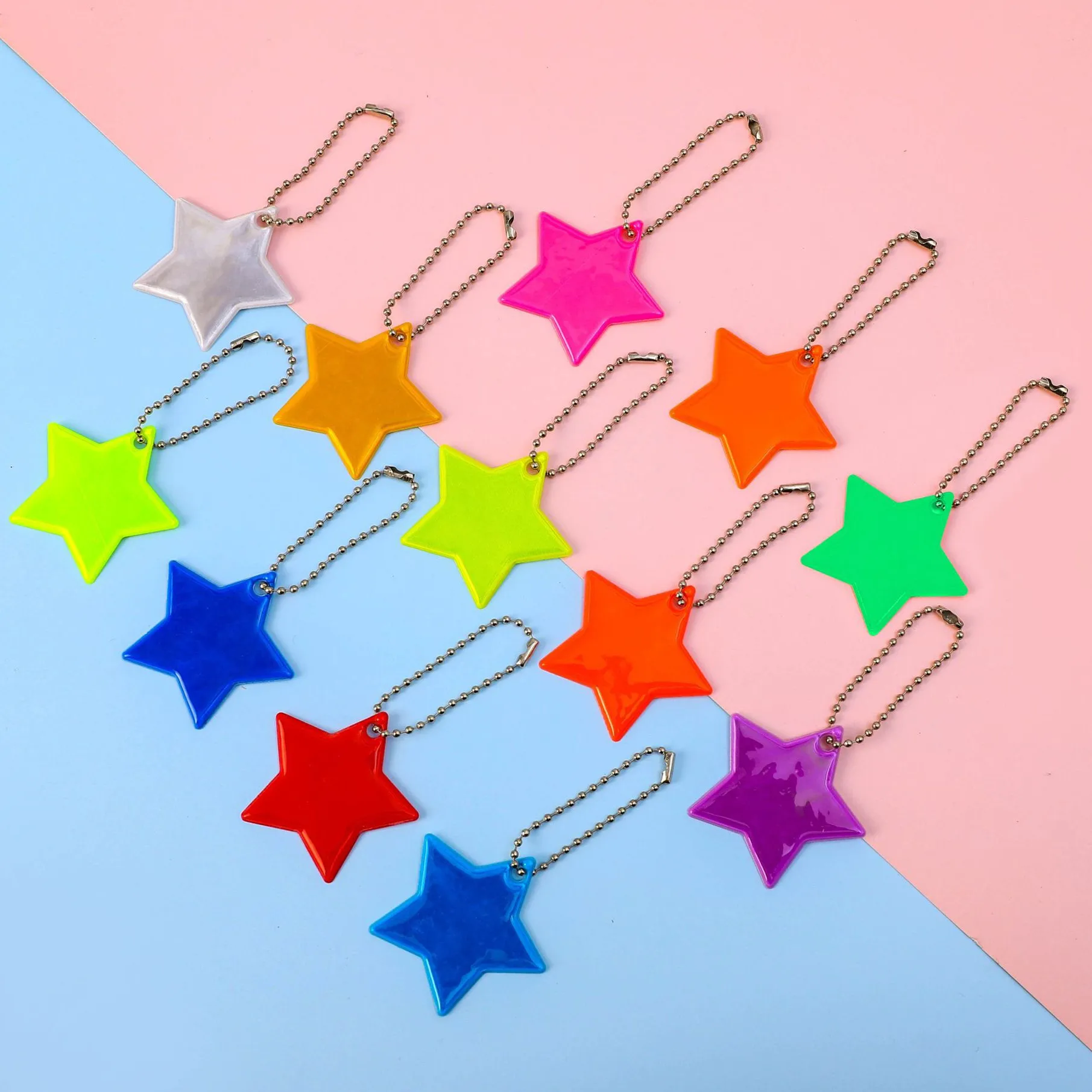 10PCS Bunte Sterne Reflektierende Schlüsselbund Rucksack Zubehör Anhänger Nacht Reiten doppelseitige Reflektierende Schlüssel Ring