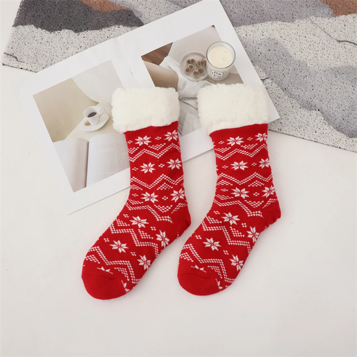 Winter Anti-slip Thickened Christmas Floor Socks Women's Christmas Woolen Socks Nordic Warm Thick Fabric Slippers DN