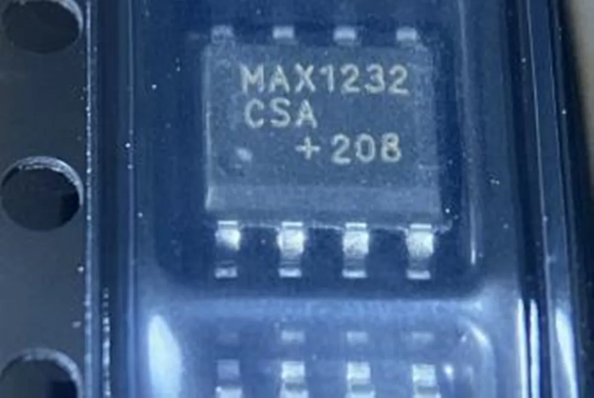 10PCS  MAX1232CSA   SOP8  Monitor chip IC