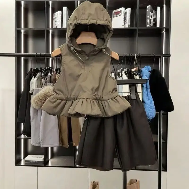 Girls' Set Autumn/Winter 2026 New Children's Hooded Vest+5-point Fashion Leather Pants Two-piece Set