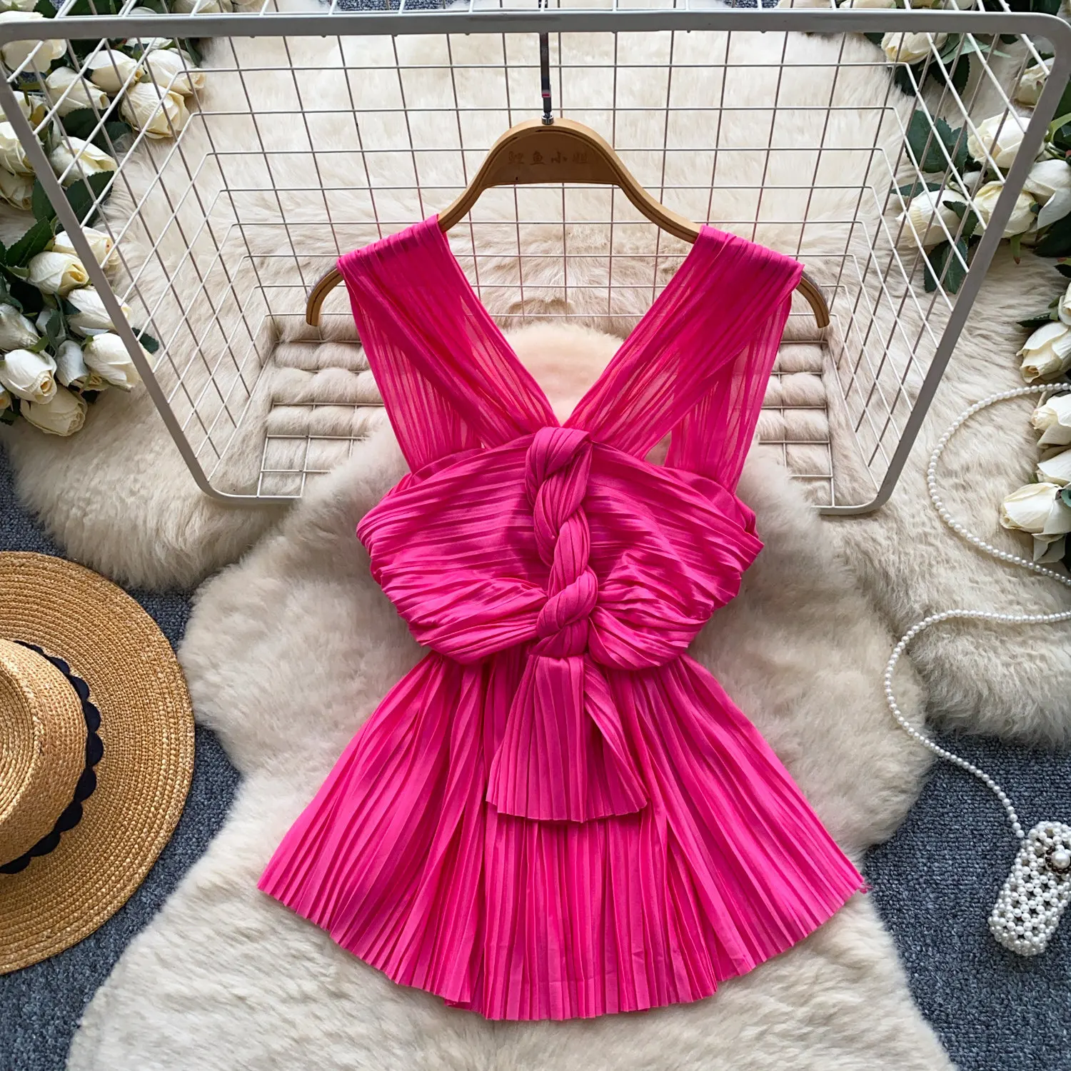 Tanks Tops Women Top V Neck Sleeveless Camis Sexy Y2k Streetwear Backless Tight Waist Elegant Work Slim Fit 2026 Summer