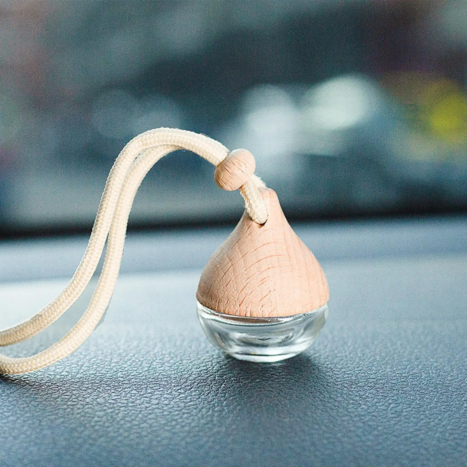 Empty Car Air Freshener Pendant Perfume Glass Bottle With Wooden Caps Refillable Car Essential Oil Diffuser Bottle Car Supplies