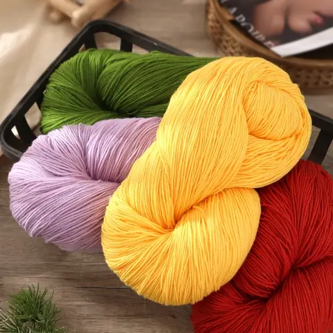 300g Alpaca Wool Yarn in Multiple Optional Colors, Used for Knitting Fashionable Sweaters, Scarves, Gloves, Hats, Coats, and Various Handicrafts. Knitting Material Pack 1 Pack = 1 Piece = 300g