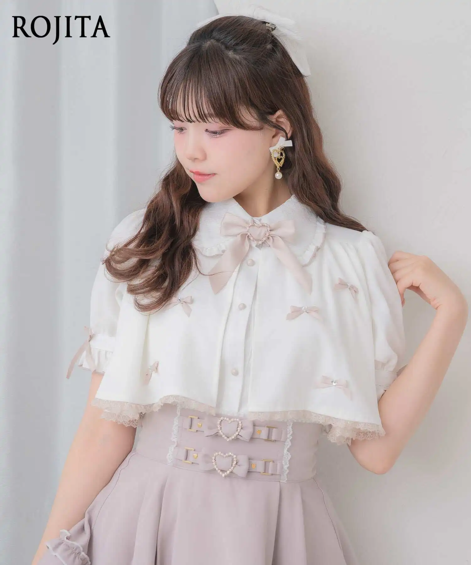 

Japanese Swee Lolita Short Sleeve Blouse Pearl Heart Bow Lapel Puff Sleeve Cropped Shirt Women Lace Hem Kawaii Top