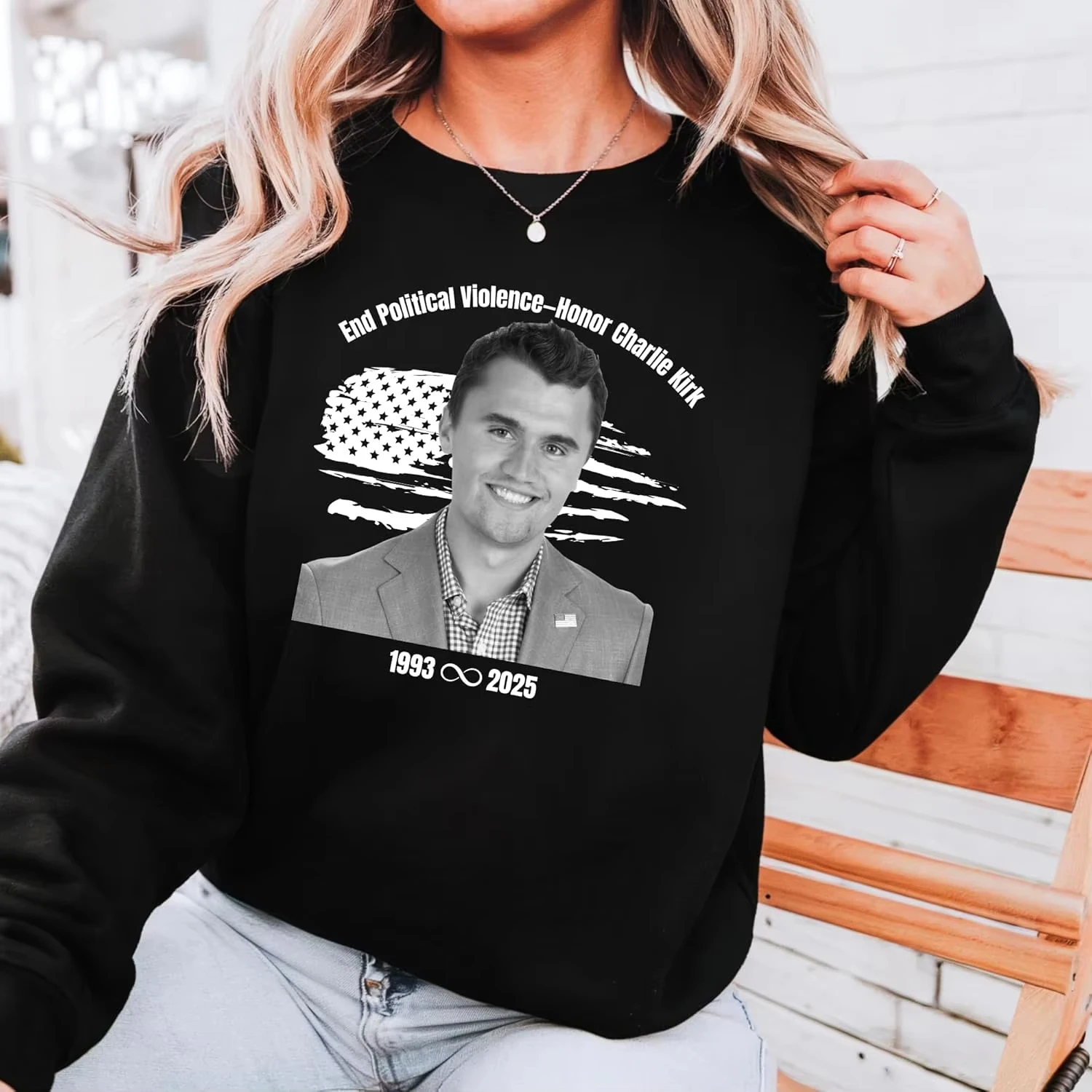 

Толстовка Charlie Kirk Pray for Charlie Kirk Толстовка A True Patriot Charlie Kirk Justice RIP Толстовки и свитшоты 2025