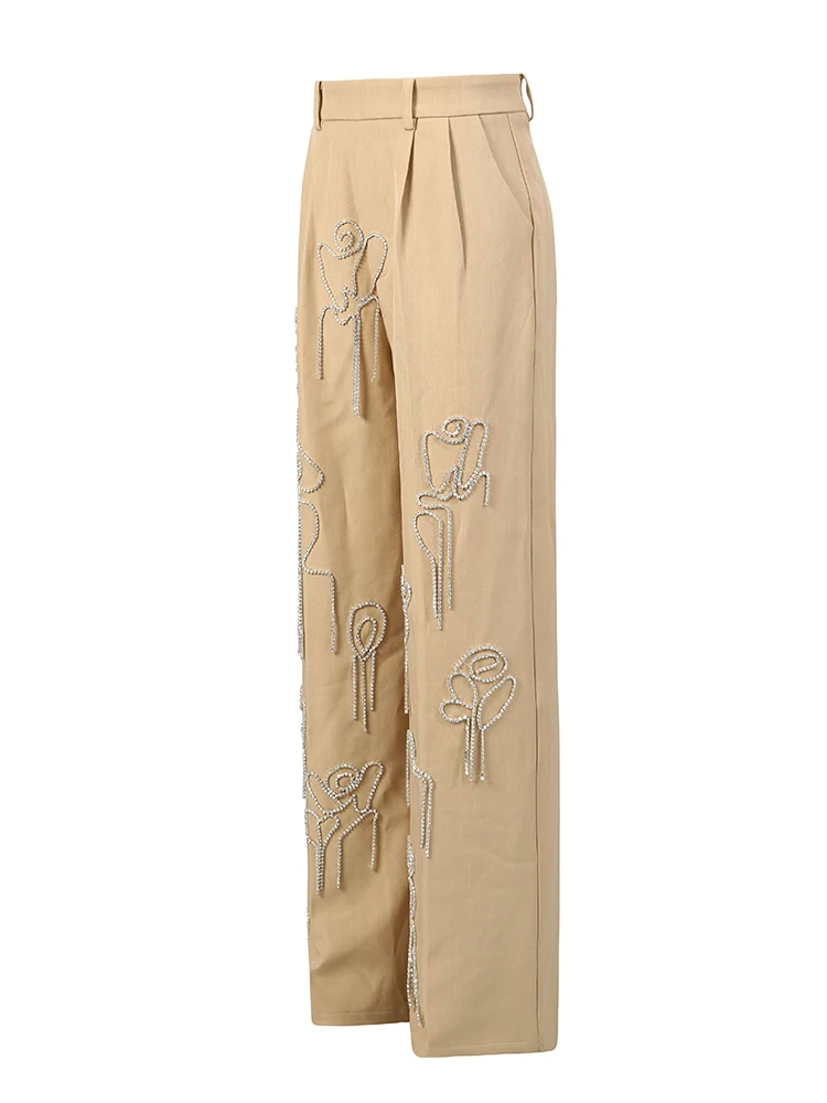 طقم مكون من قطعتين مطرز للنساء برقبة دائرية وأكمام طويلة وسروال قصير عالي الخصر فضفاض طقم أنيق طقم نسائي جديد