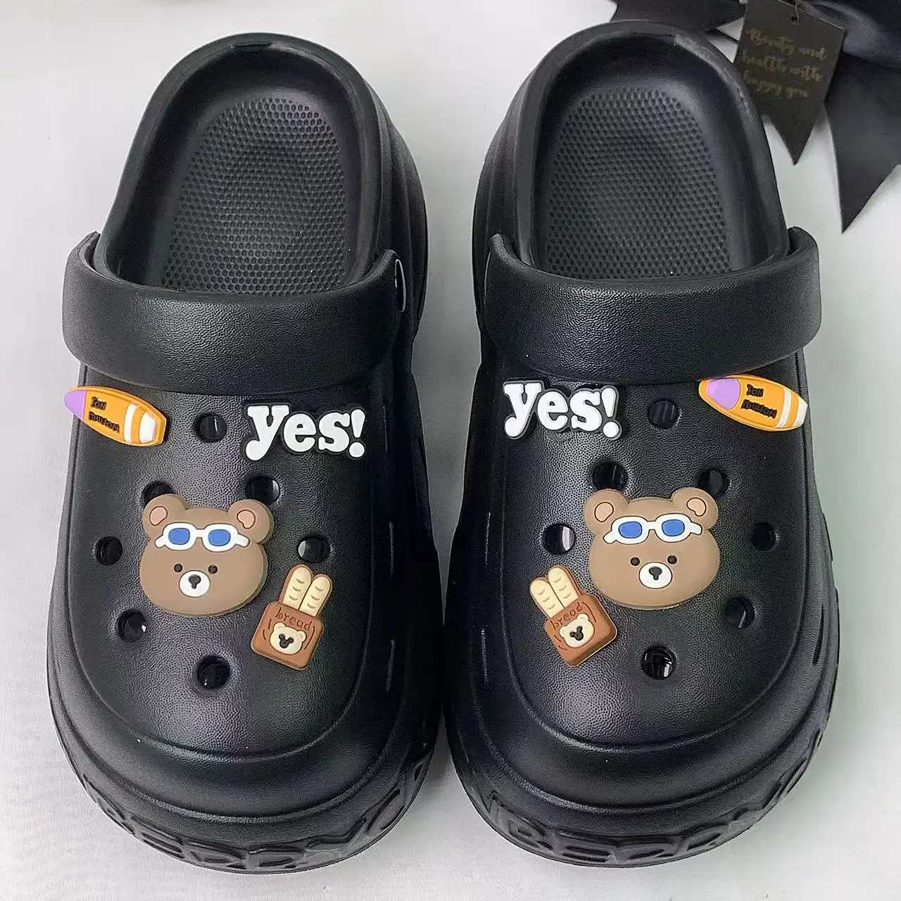 New Style Summer Outdoor Eva Lightweight Bear-Themed 8-Piece Set Thick-Soled Sandals, Fashionable Cloud Heel Sandals for Women