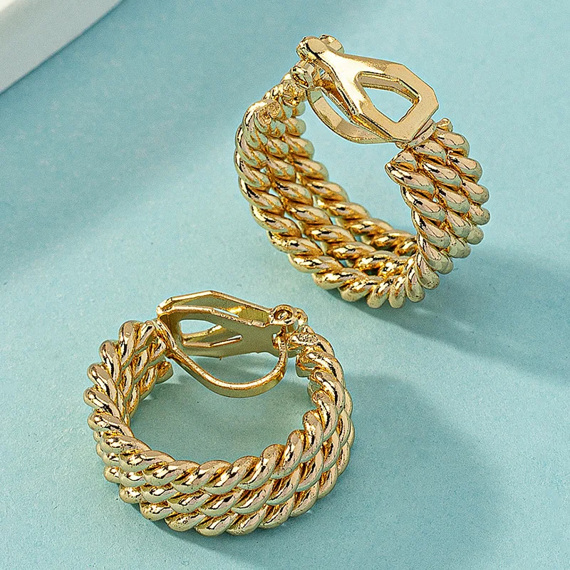Wholesale Gold Plated Retro Roudnd Clip on Earrings for Women Elegant High-end Female Half Circle Hoop Ear Cuff Earrings