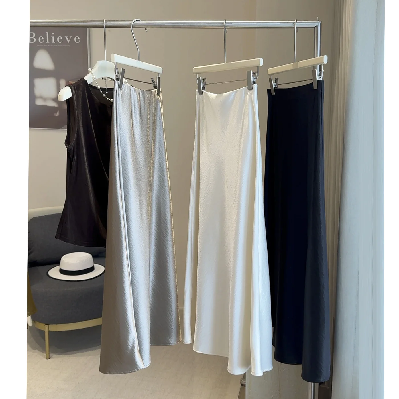 2026 Women Elegant Shining Skirt High Waist White Long Skirt Saias Women Mermaid Skirt Saia Longa Falda Jupe