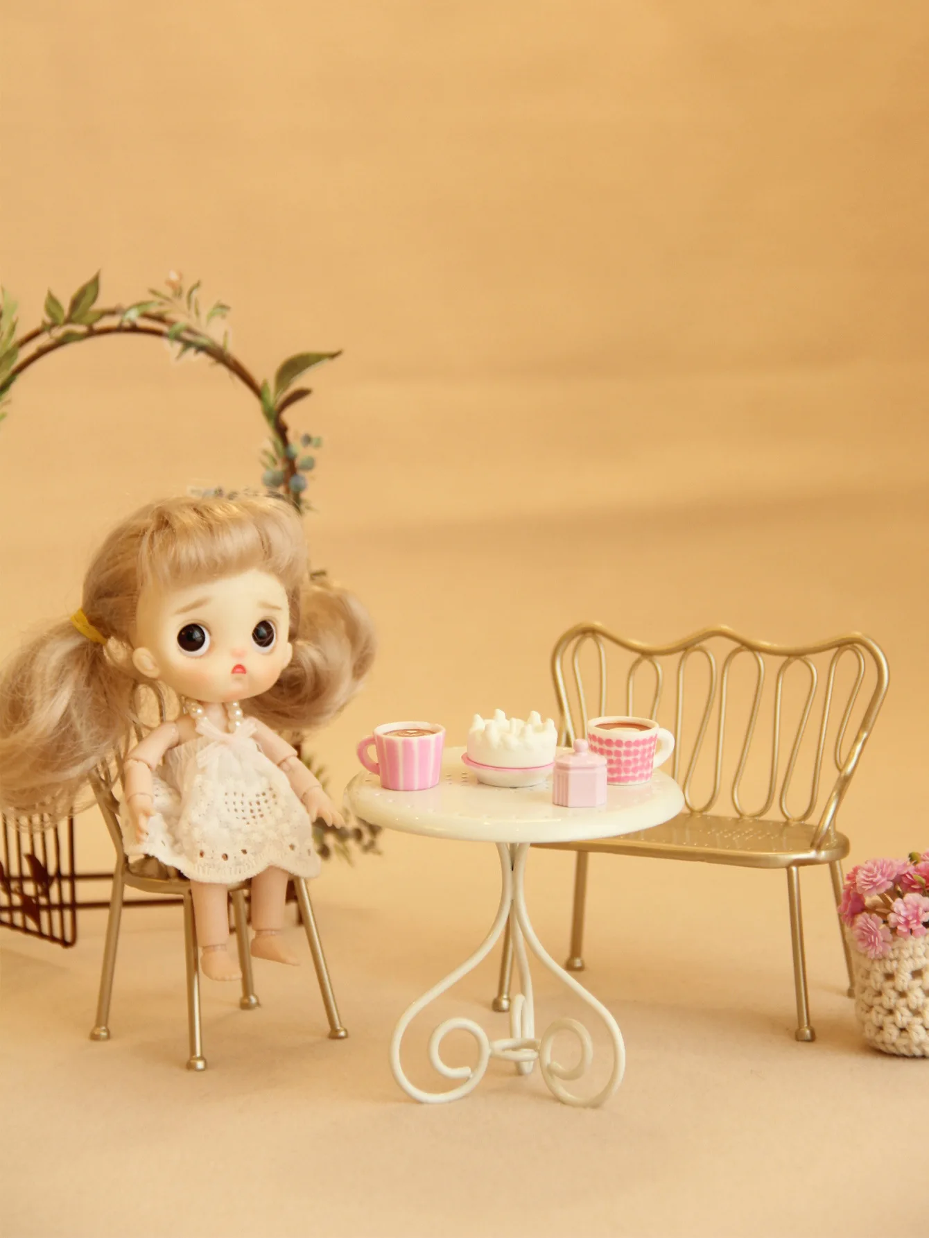 Miniatur-Café-Tischstühle aus Metall im Maßstab 1:6, Tische, BJD, Puppenhausmöbel, Kinder, Rollenspiel, realistisches Küchenspielzeug