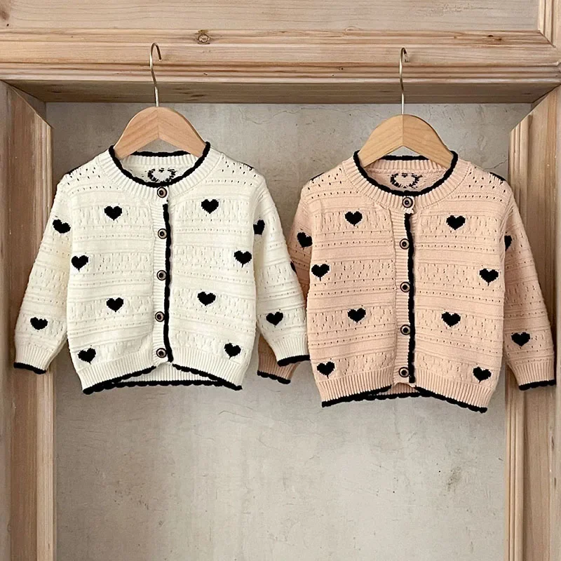 

2024 Infant Baby Girls Knitting Cardigan New Autumn Baby Girl Clothing Love Print Cardigan Coat Newborn Baby Girls Sweater Coat