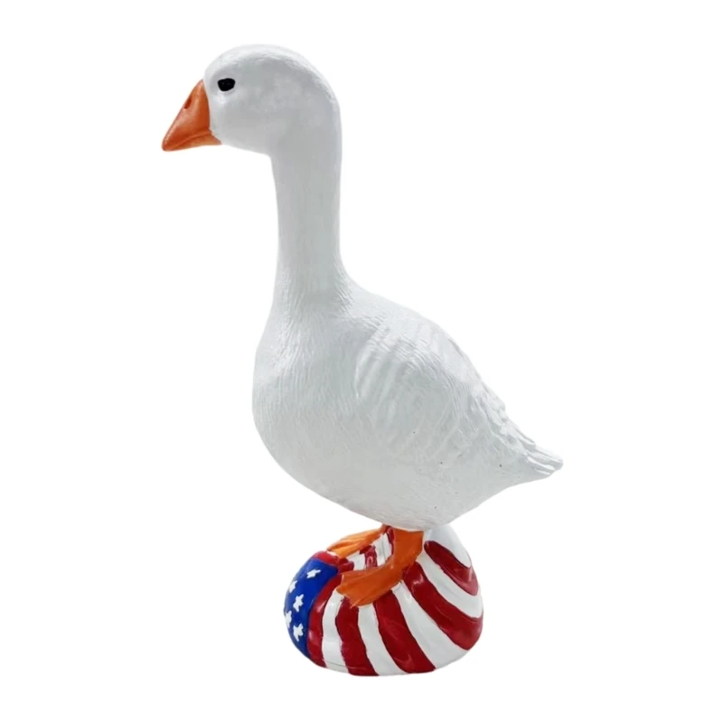 Duck Statue White Duck Figurine Ornament Desktop Animal Figurines Car Decoration Farm Craft Decoration Collectible KXRE