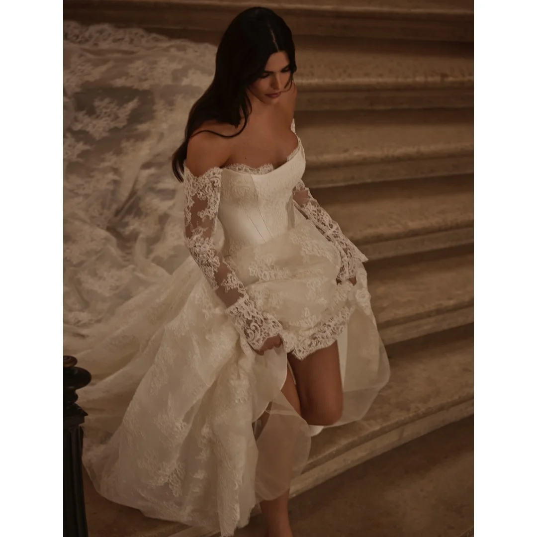 

Off the Shoulder Wedding Dresses A Line Lace Bridal Gown Plus Size Long Sleeves Corset robe de mariée Customized