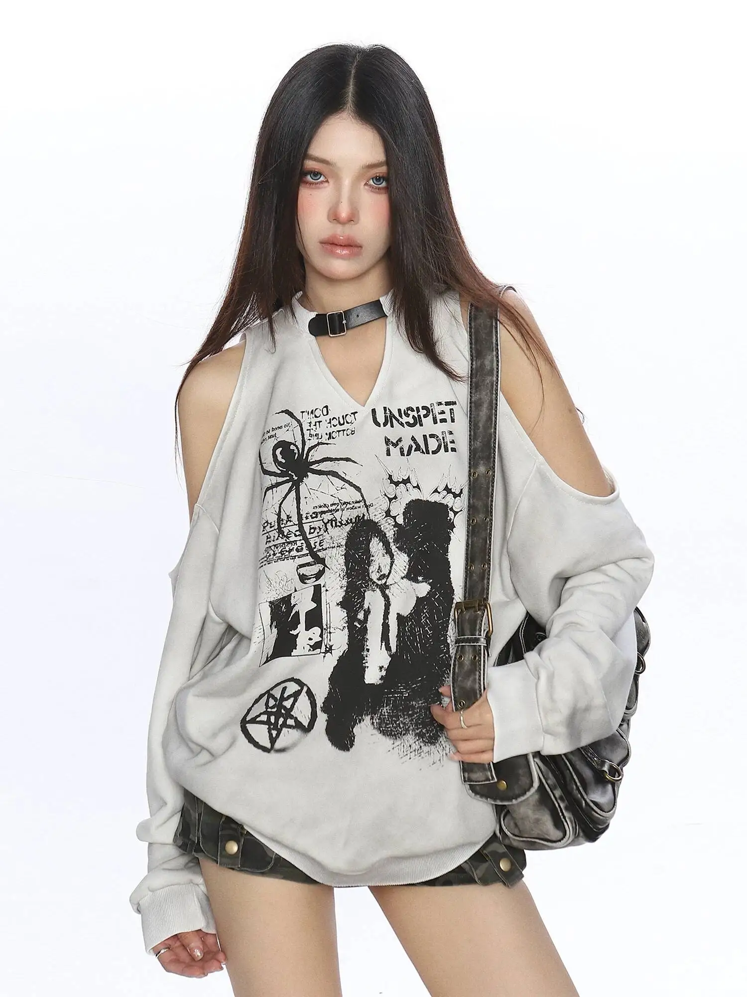 Women T-shirt 2026 New Spring Women Spider Graffiti Off Shoulder Hoodies Vintage Fuzzy Lined Loose Long Sleeve Designer Tops