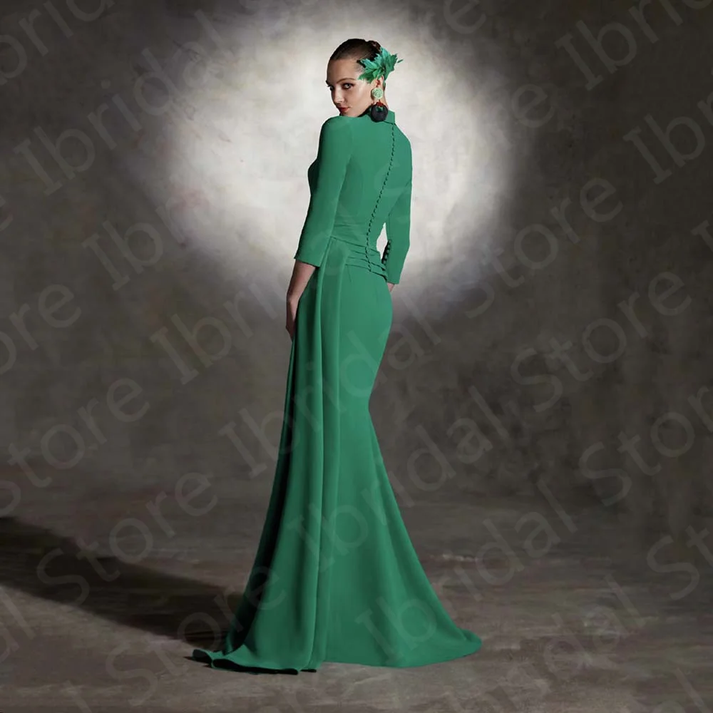 2023 Latest Simple Green Mother of the Bride Dress Mermaid  Dresses V Neckline 3/4 Sleeves Wedding Party Gowns On Sale