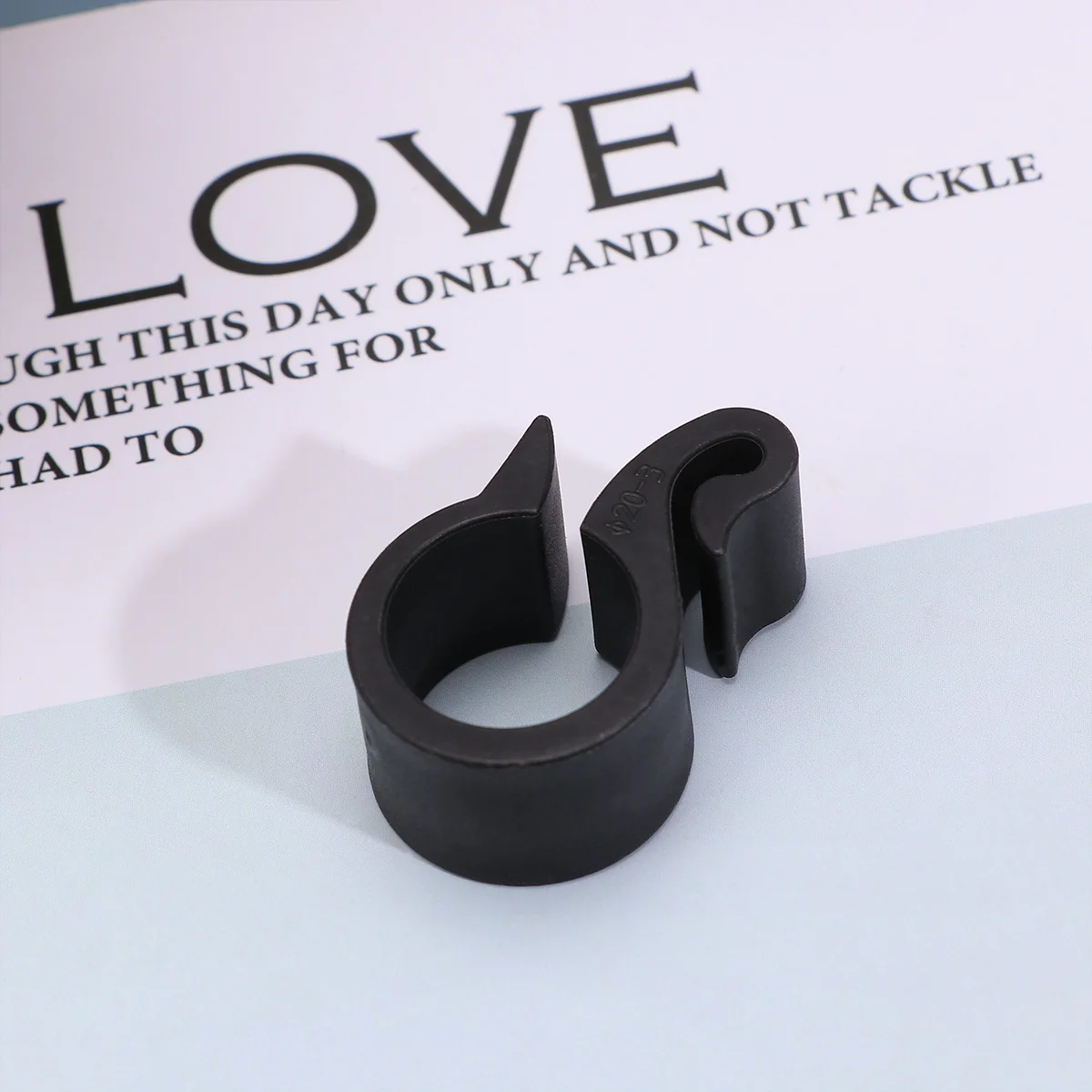 

50pcs Hose Buckle Clips 20 Tube Hook Black For Drip Irrigation System Tube Holder Clip Plastic Pipe Clips Water Buckle