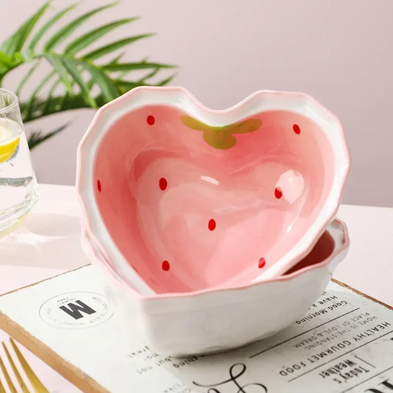 Strawberry Ramen Bowls and Spoons Creative Ceramics Anti-scald Instant Noodle Bowl Cute Strawberry Bowl Pretty Bowl