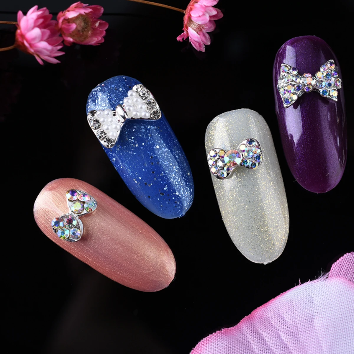 20 Stück Nagelkunst-Strass-Schleifen-Kristallsteine Nagelaufkleber DIY Mode Glitzer Dekoration für Natürliche Künstliche Nägel Gel-Lack