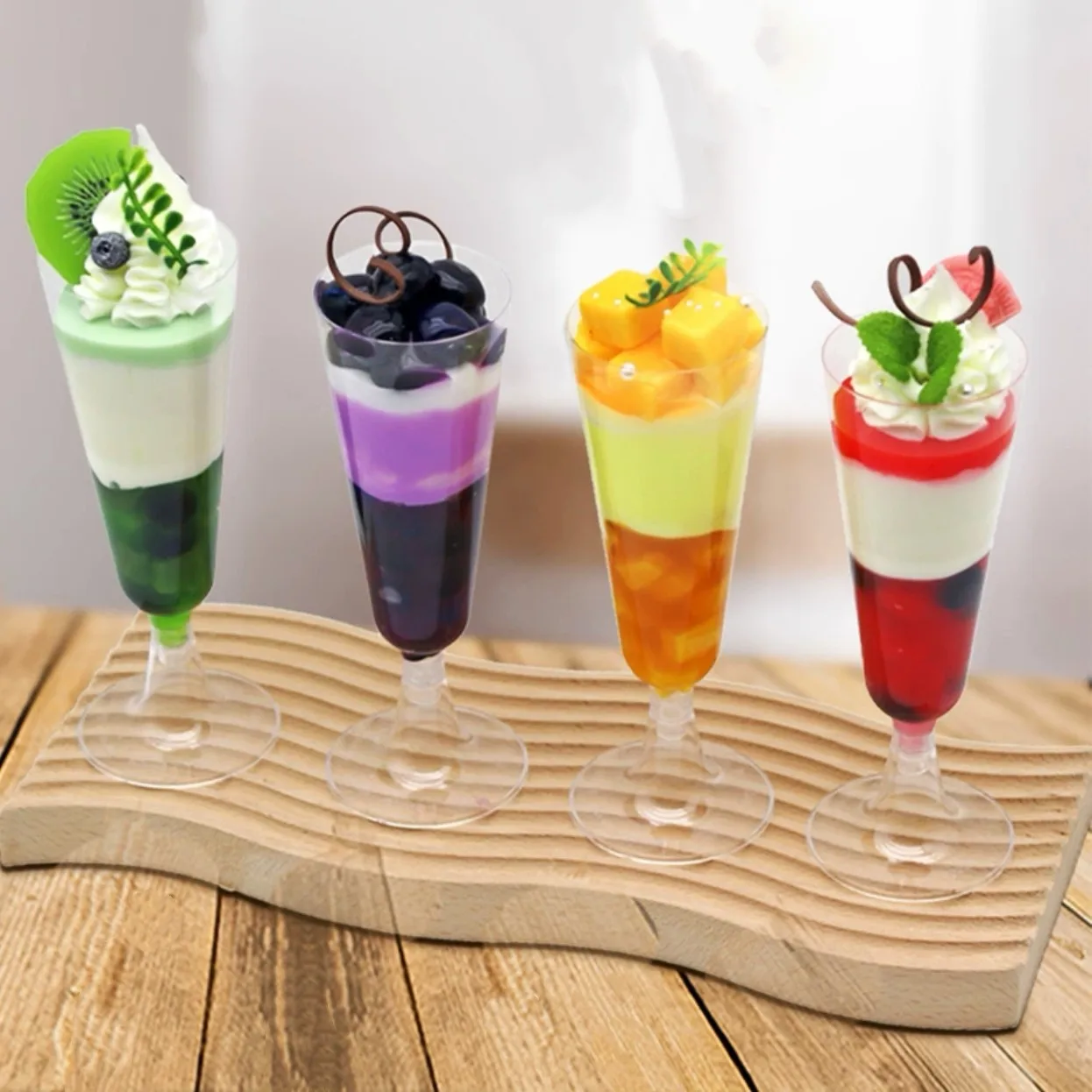 

Artificial Fruit Tea Milk Shake Cream Ice Cream Mousse Dessert Goblet Snacks Film Television Props Simulation Home Decoration