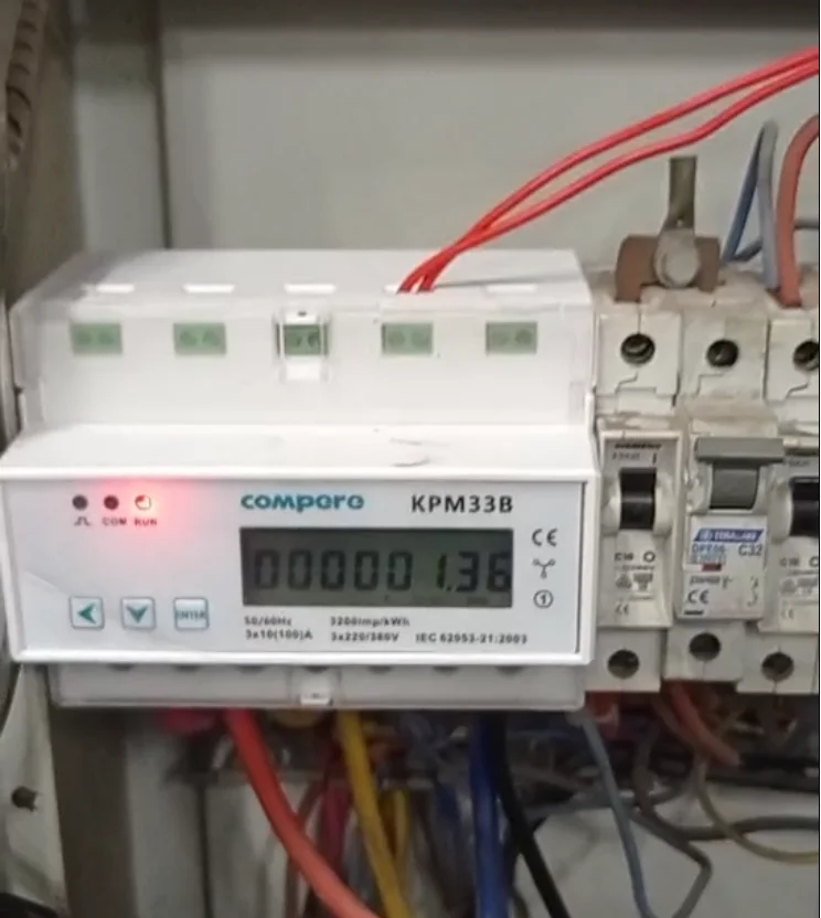 80A 100A عداد فرعي مدفوع مسبقًا Modbus عداد طاقة كهربائي ثلاثي الطور مع اتصال واي فاي