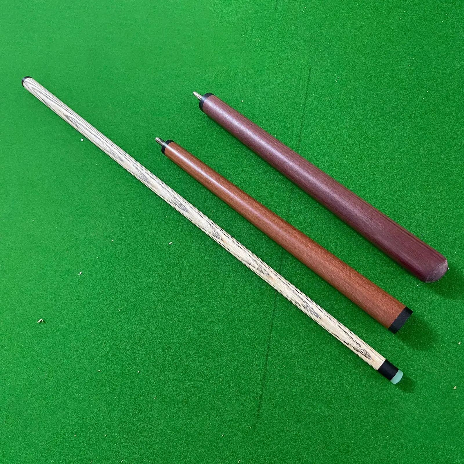 

Durable Wood Break Jump Cue Pool Stick Split Billiard Rod Professional Game Player Equipment for Bar Room Training