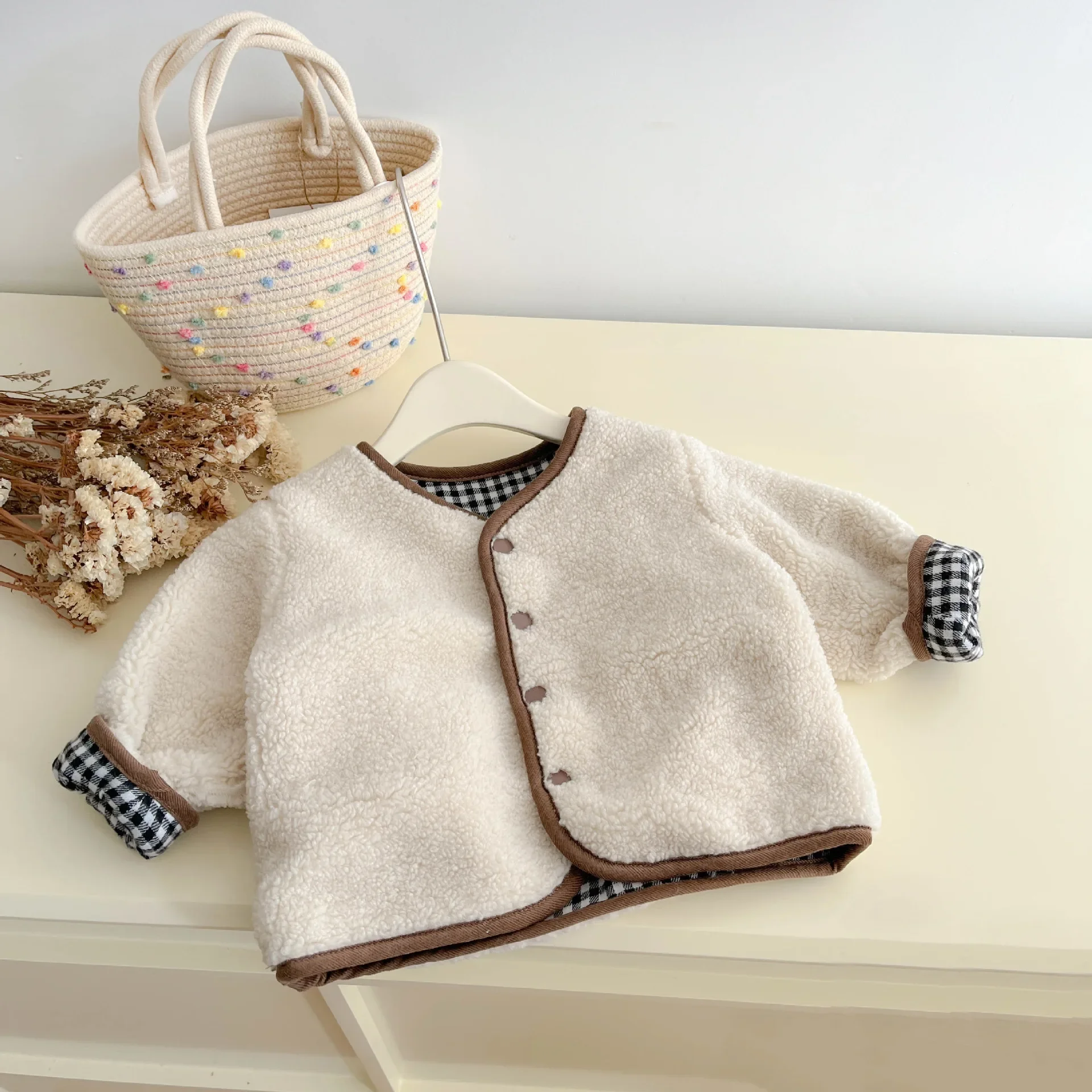 Coats Baby Winter 2023 Korean O-neck Long Sleeved Plush Thick Single Breasted Jacket with Warm Cotton Jacket on Both Sides