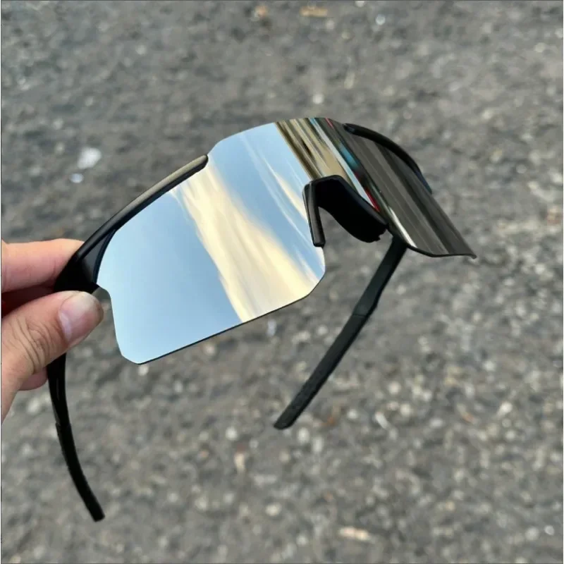 UV400 Anti-ultraviolet Cycling Glasses Outdoor Sports Men\'s And Women\'s Sunglasses Mountaineering Skiing Windproof Fashion Cool
