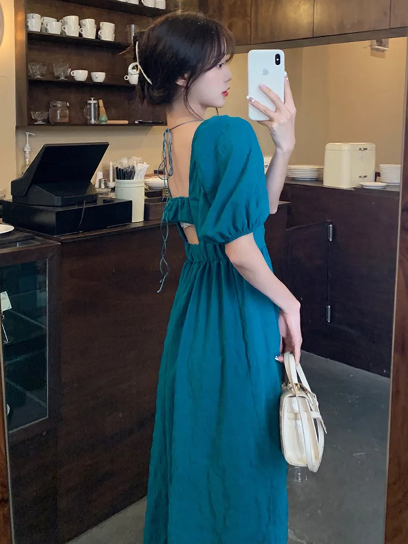 

2024 Summer New French Square Neck Solid Color Bubble Sleeve Dress Womens First Love Open Back Skirt Fashionable and Simple O2UK