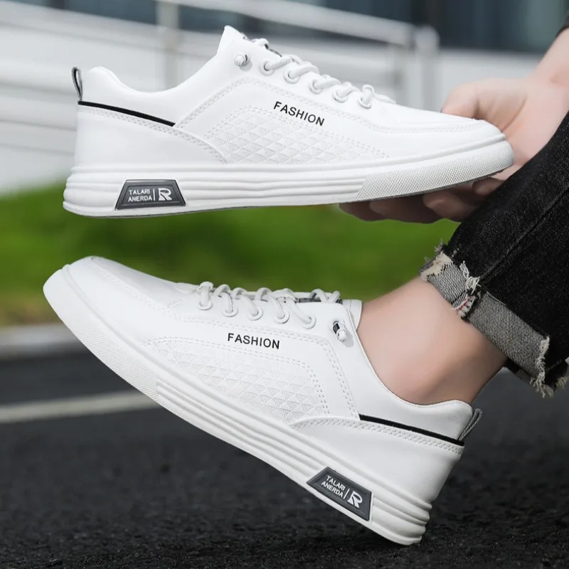 2024 New Men Shoes Fashion Lightweight Comfortable Casual Shoes Loafers Street Style Trendy Walking Footwear Male Sneakers Tenis