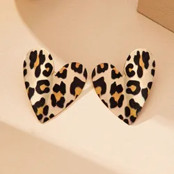 Stud Earrings For Women Girls Printed Leopard Colorful Enamel Heart Shape Geometric Metal Ear Accessories Fashion Jewelry BE524