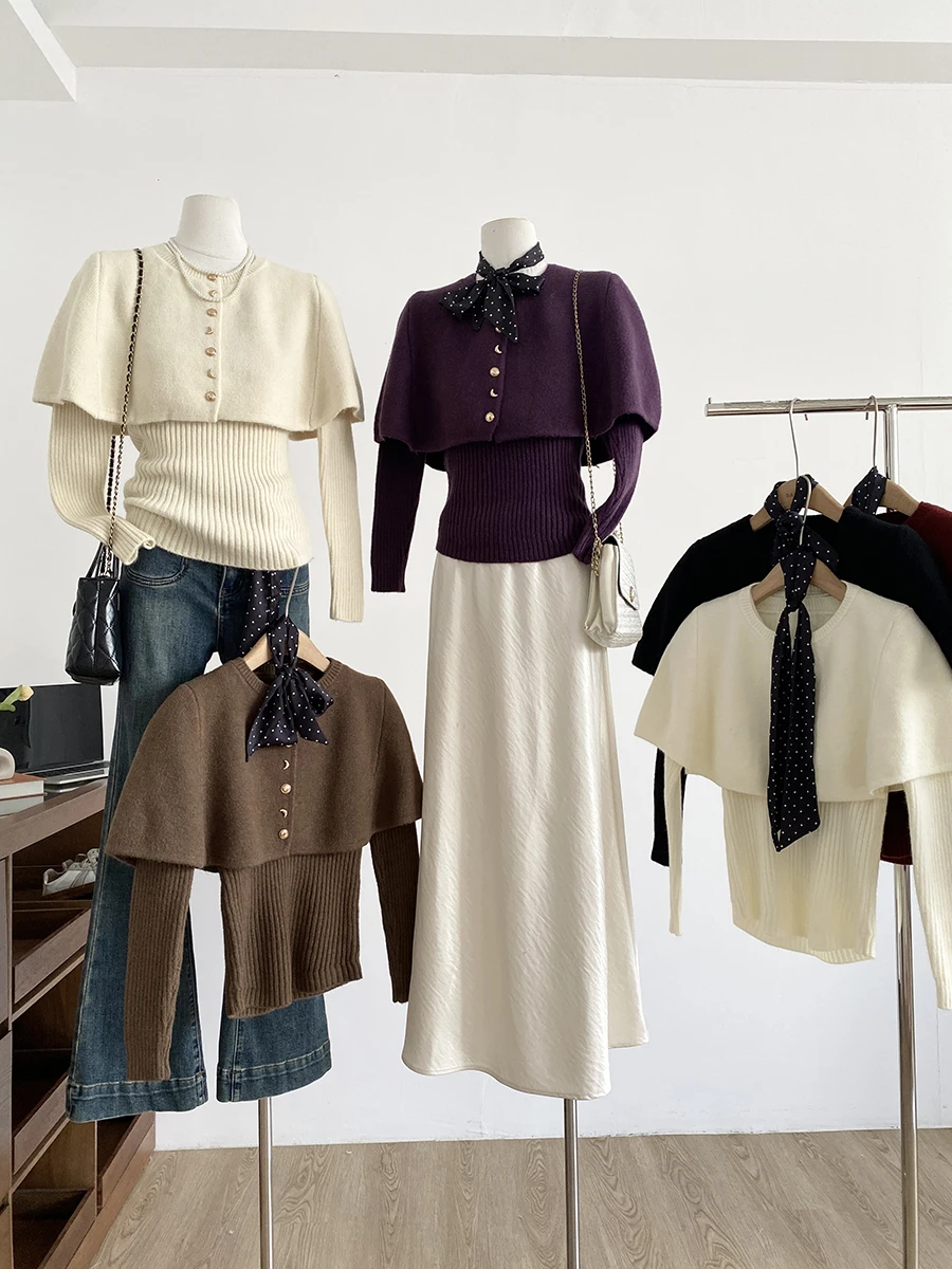 

Fashionable Knitted Long Sleeve Women's Set Autumn Winter High Waist Knot Decorated Slim Fit Top And Cowl Neck Coat