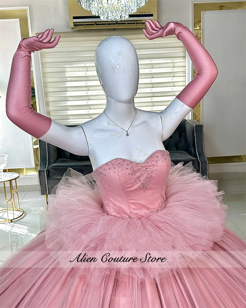 

Luxury Pink Princess Ball Gown Quinceañera Dresses Tiered Ruffles Beads Crystal Birthday Party For 15th Girls Customized