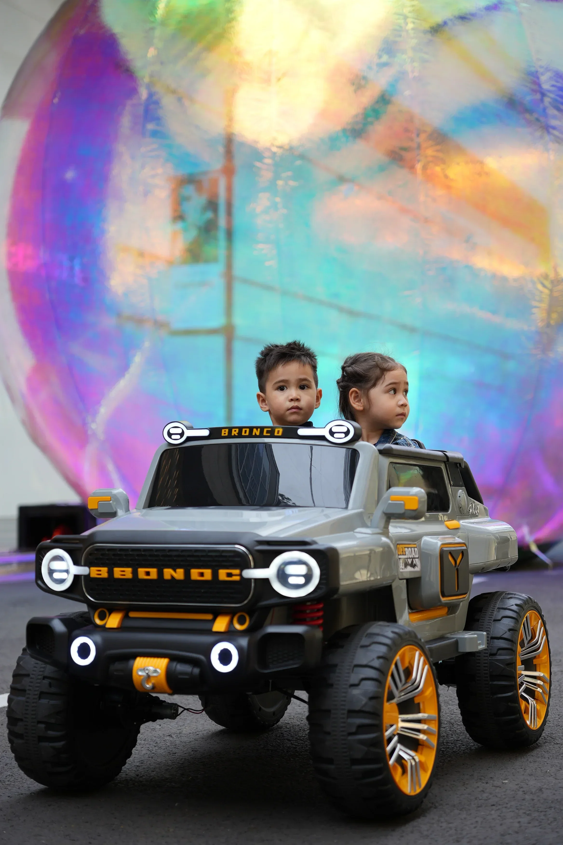 2023 Hot selling colorful/children car kids electric car electric cars recreational children children electric/car battery