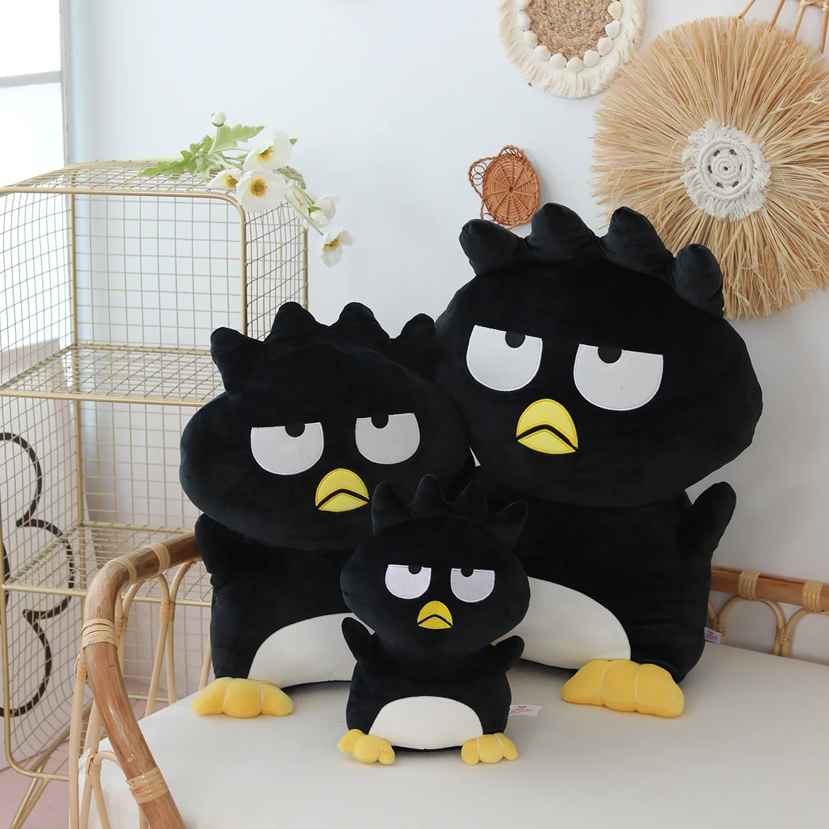 Jouet en peluche dessin animé japonais Sanrio Bad Badtz Maru, Animal en peluche Kawaii, pingouin noir, oreiller, cadeaux de noël