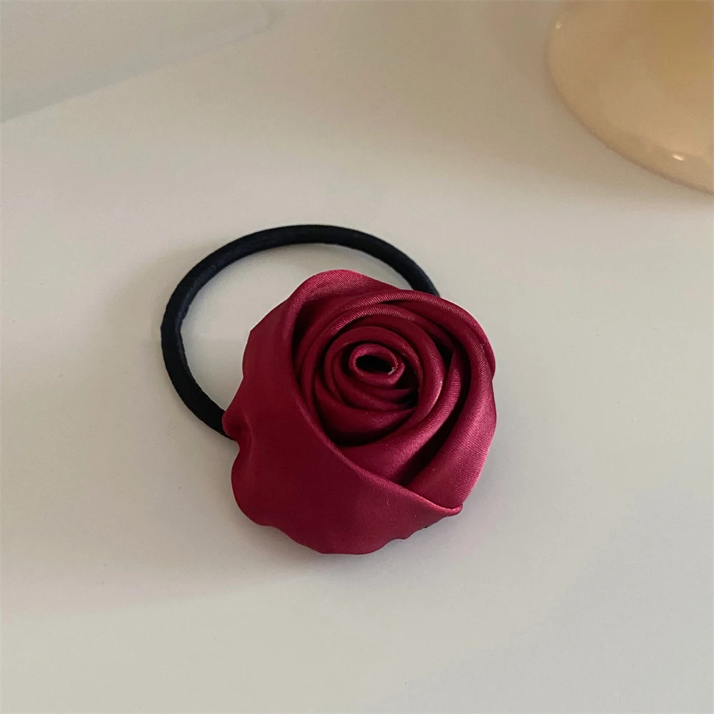 Scrunchies de flores rosas de satén francés para mujeres y niñas, coleta Floral dulce coreana, banda elástica para el cabello, tocado de cuerda para