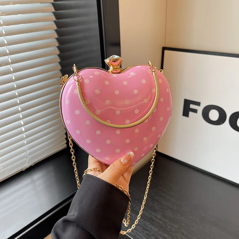 Fashionable Handbag with Feminine Style, Niche Design, Peach Heart Small Bag, Trendy Daily Outfit, Crossbody Bag