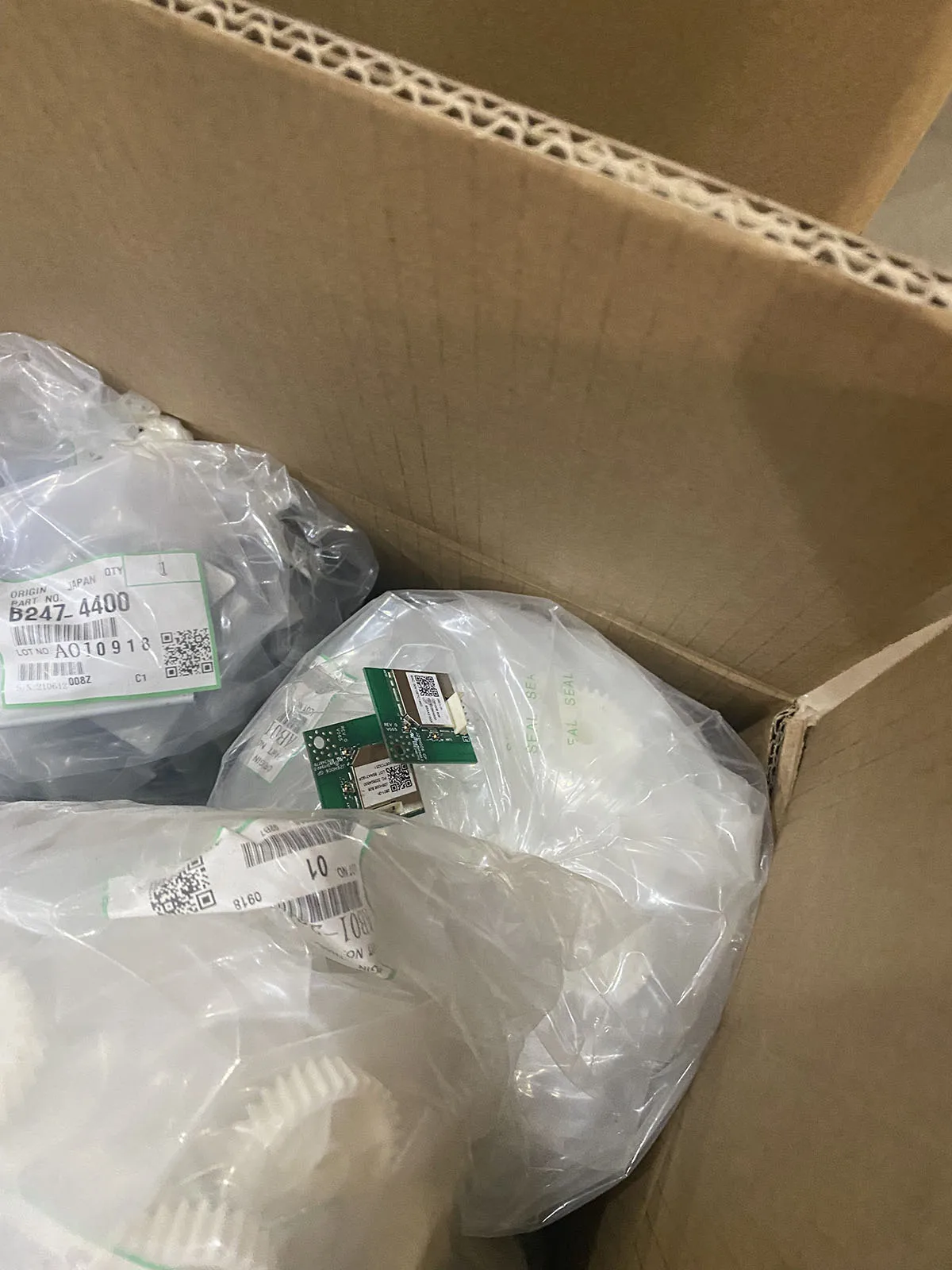 

L4260 L6270 WIFI BOARD J26H006 Combo Wireless LAN MINI USB Module for Epson L6260 L6276 L4263 L4266 L4267 L4268 L4269 Printer