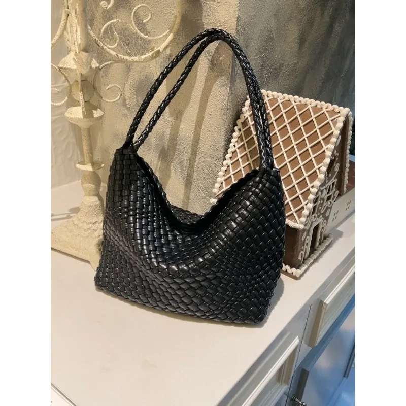 

2026 new handwoven bag women's fashion casual portable shoulder bag Korean version large-capacity mother and child bag