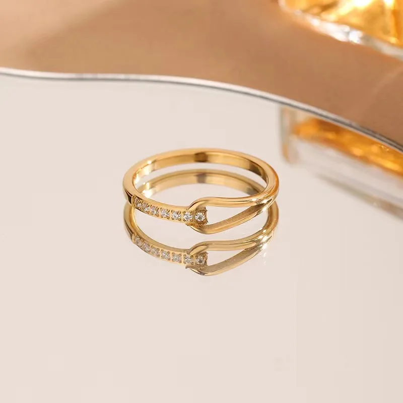 1pc Fashion Geometric Inlay Hollow Light Luxury Zircon Titanium Steel Gold Color Ring Woman Party Six-Ten Size