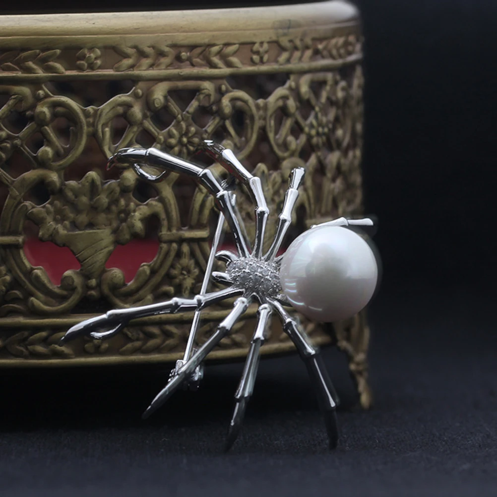 

Pearl Spider Brooch Women Black White Pattern Pin Artificial Breastpin Sturdy Adorable Funny Design Daily Life Gift