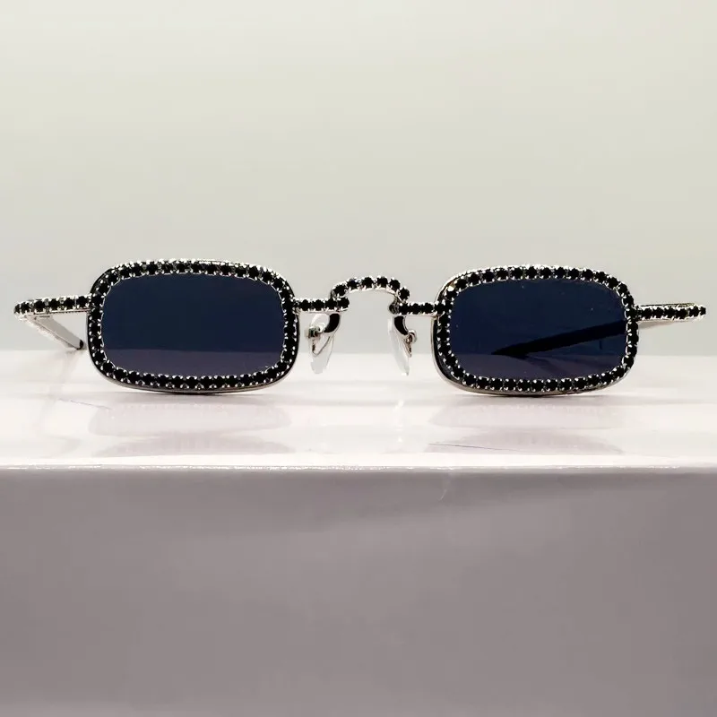 Frauen Kleine Quadratische Diamant Sonnenbrille Metall Luxus Rechteck Strass UV400 Mehrfarbige Shades Weibliche Sonnenbrille Brillen – Detail 10