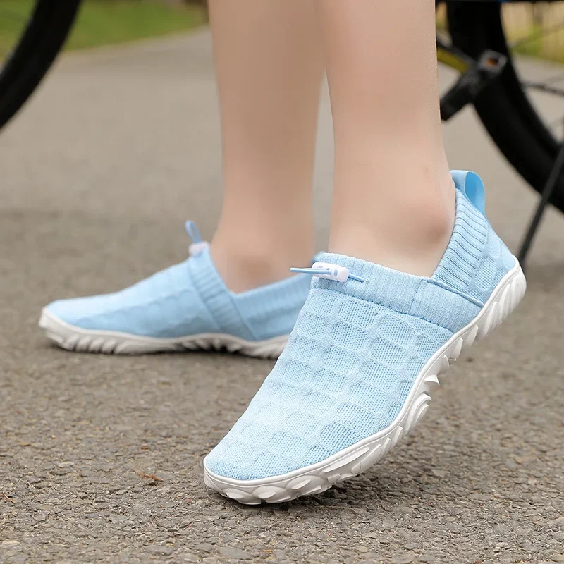 

New Shoes for Men Casual Shoes Breathable Knit Outdoor Sport Shoes Men Women Slip-on Loafers