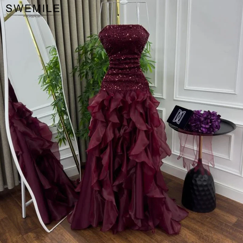 

SWEMILE Burgundy Strapless Sequins Lace Tiered Tulle Evening Dresses 2026 Ruffled Sleeveless Prom Gowns A-Line Party Dresses