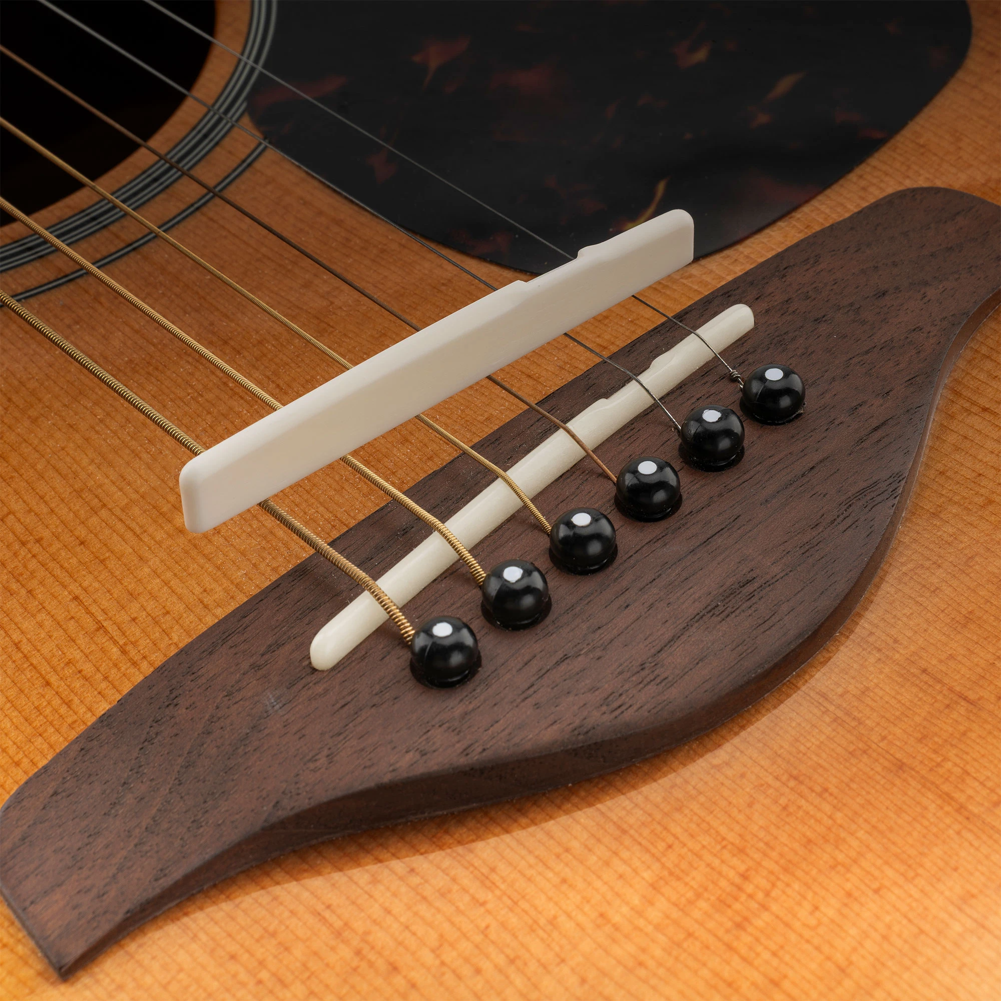 Musiclily Pro 75 x 3 x 10 mm kompensierte Knochensättel mit flachem Boden für 6-saitige Akustikgitarren der YA Style FG-Serie (2er-Set) – Detail 11